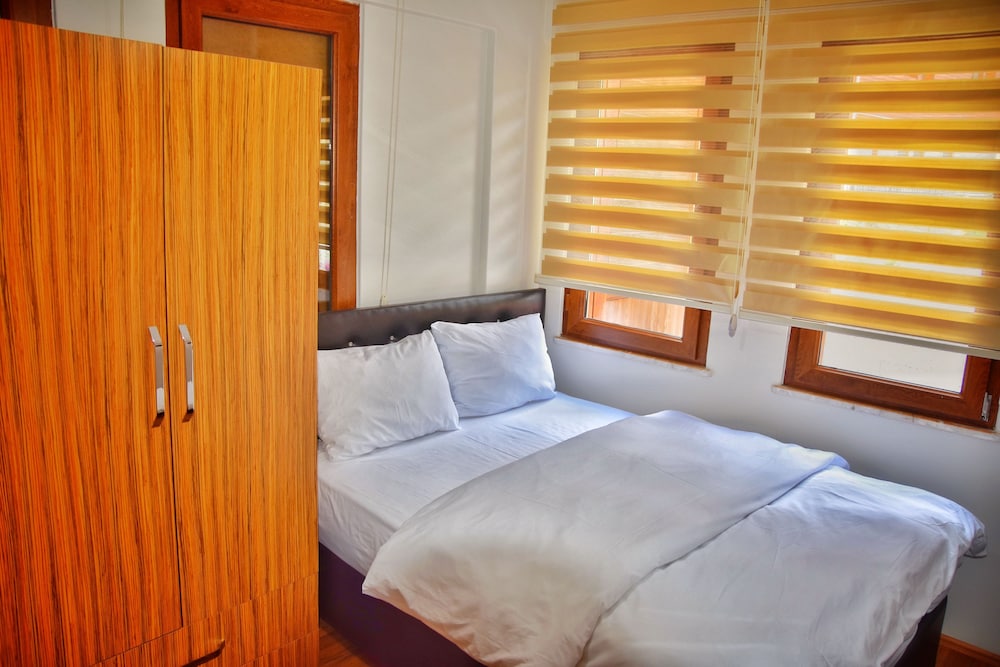 Triple Room, Mountain View photo 1