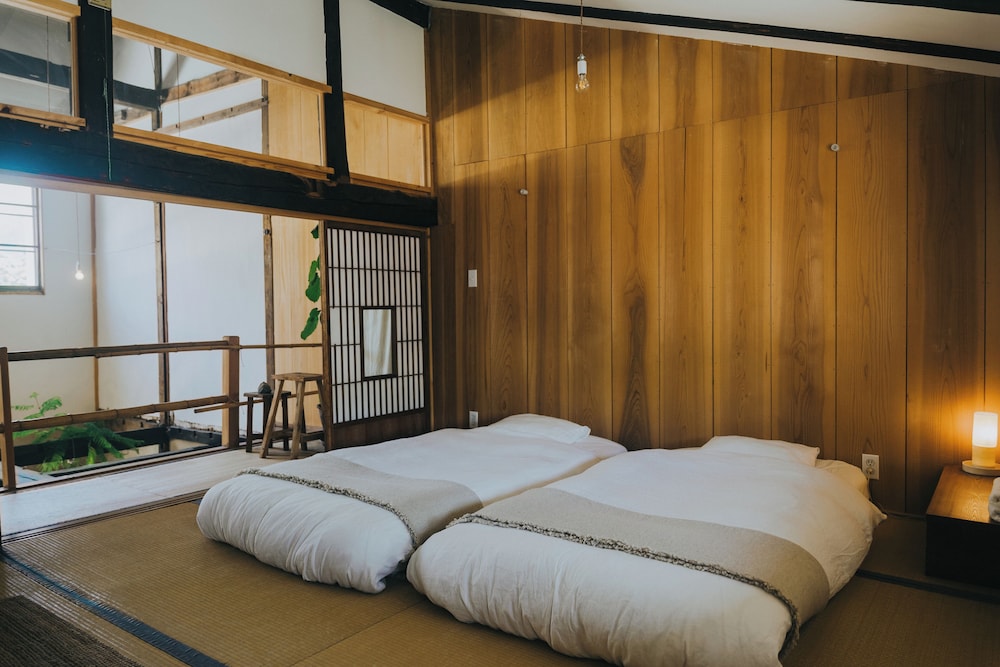 Main Building Deluxe Room, Non Smoking