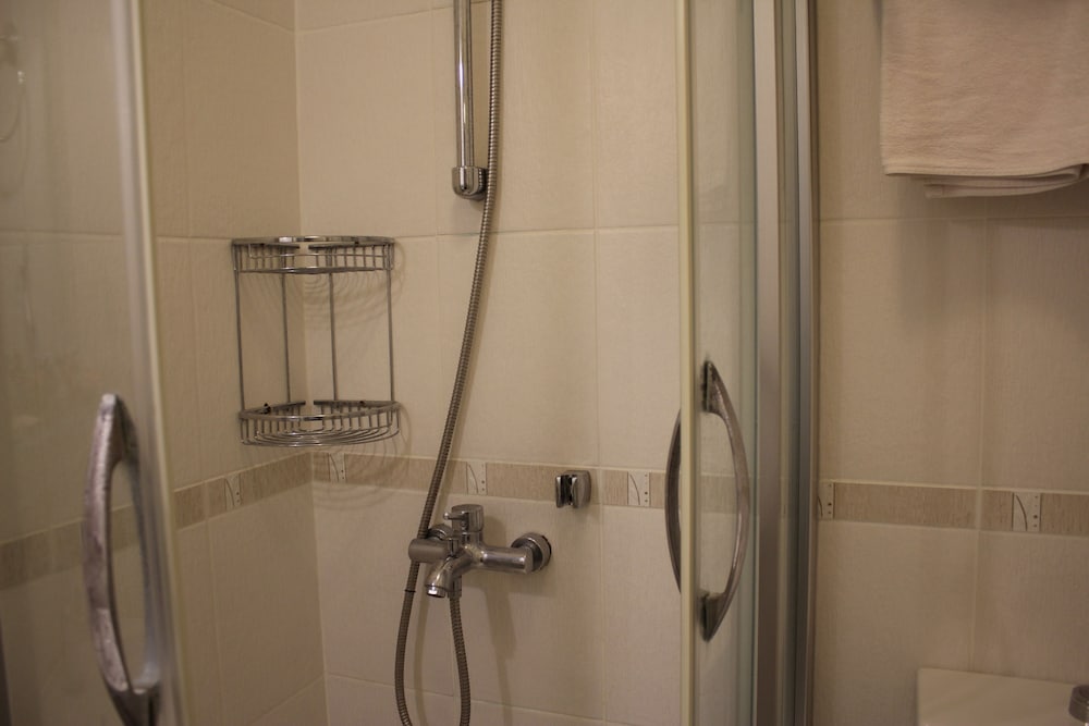 Standard Triple Room photo 3