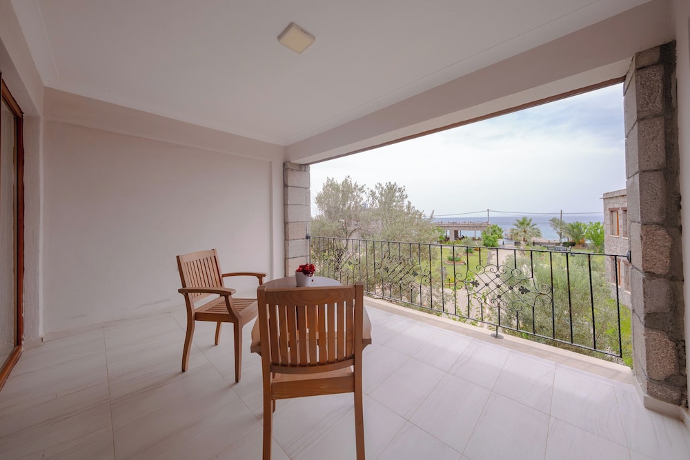 Standard Room, Sea View photo 2