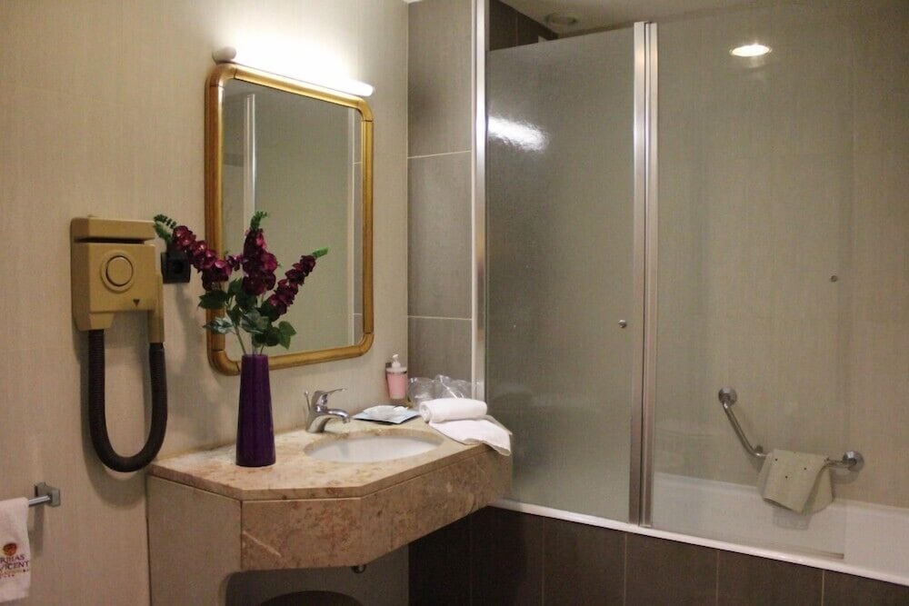 Double or Twin Room photo 2