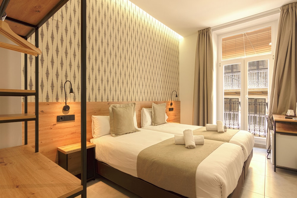 Superior Double Room, Balcony, City View
