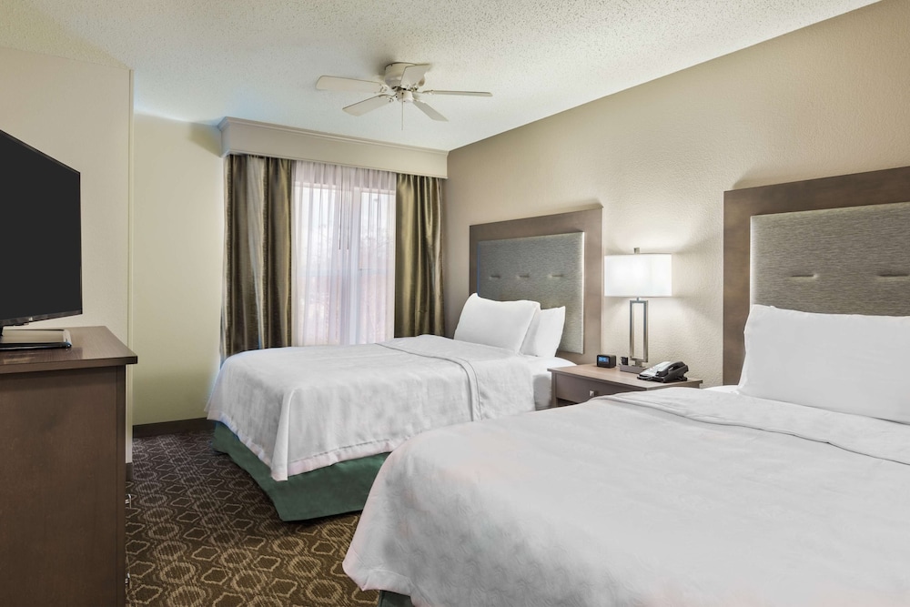 Suite, 2 Double Beds, Accessible, Bathtub (Mobility & Hearing) - Photo 3