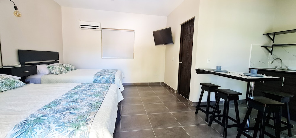 Double Room, 2 Double Beds photo 2