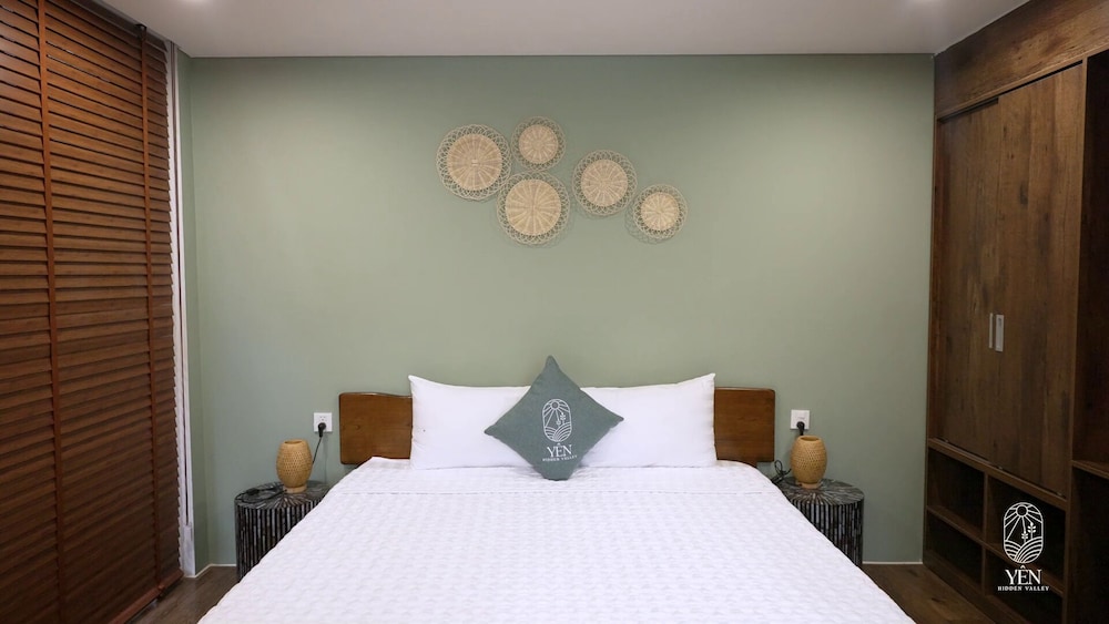 Junior Room, Valley View, Poolside photo 2