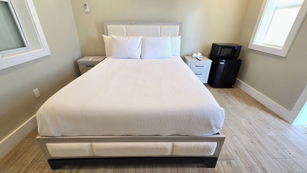 Basic Double Room