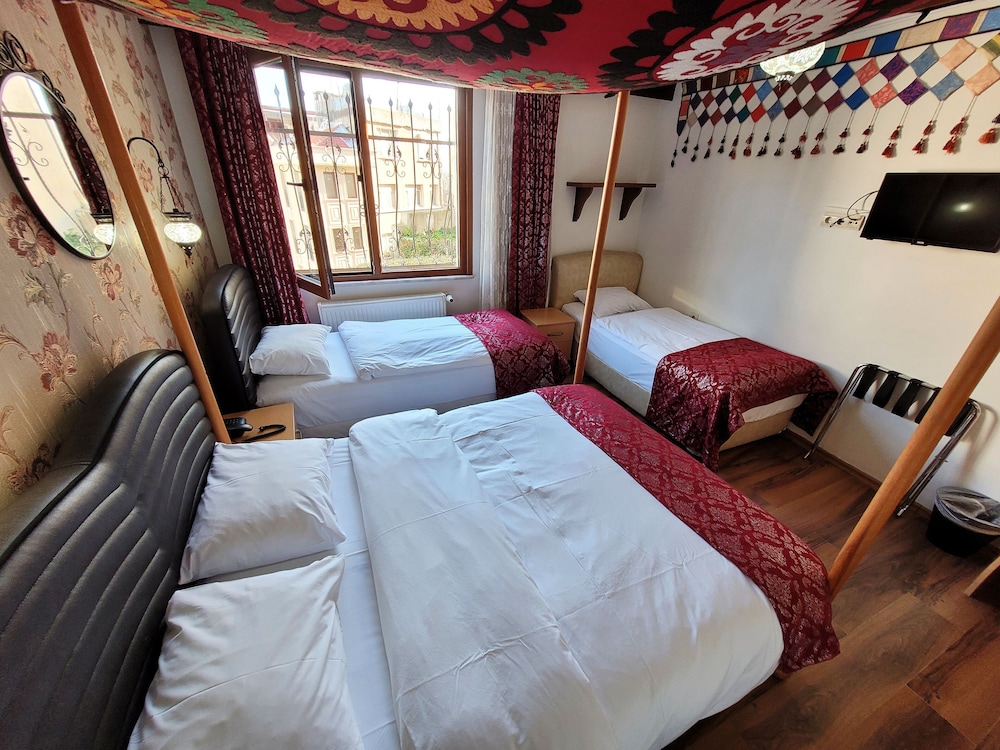 Standard Quadruple Room photo 3
