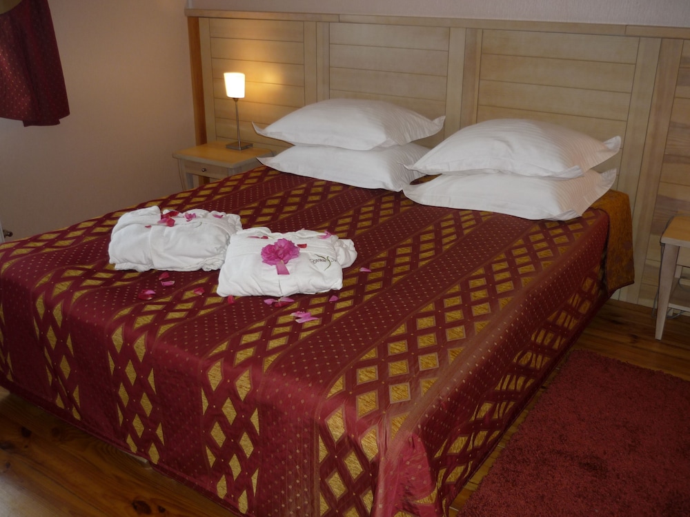 Standard Double Room photo 2