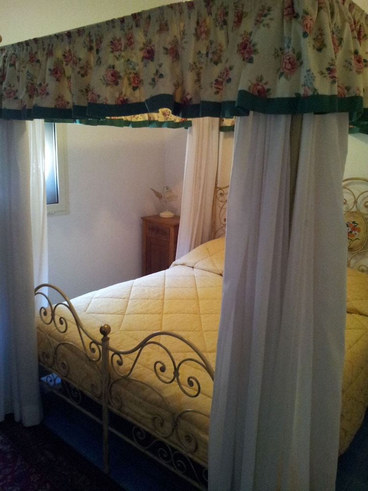 Standard Room, Garden Area