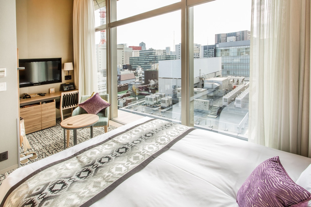 Superior Double Room with One Double Bed and 2 Adults Occupancy (Non Smoking) photo 3