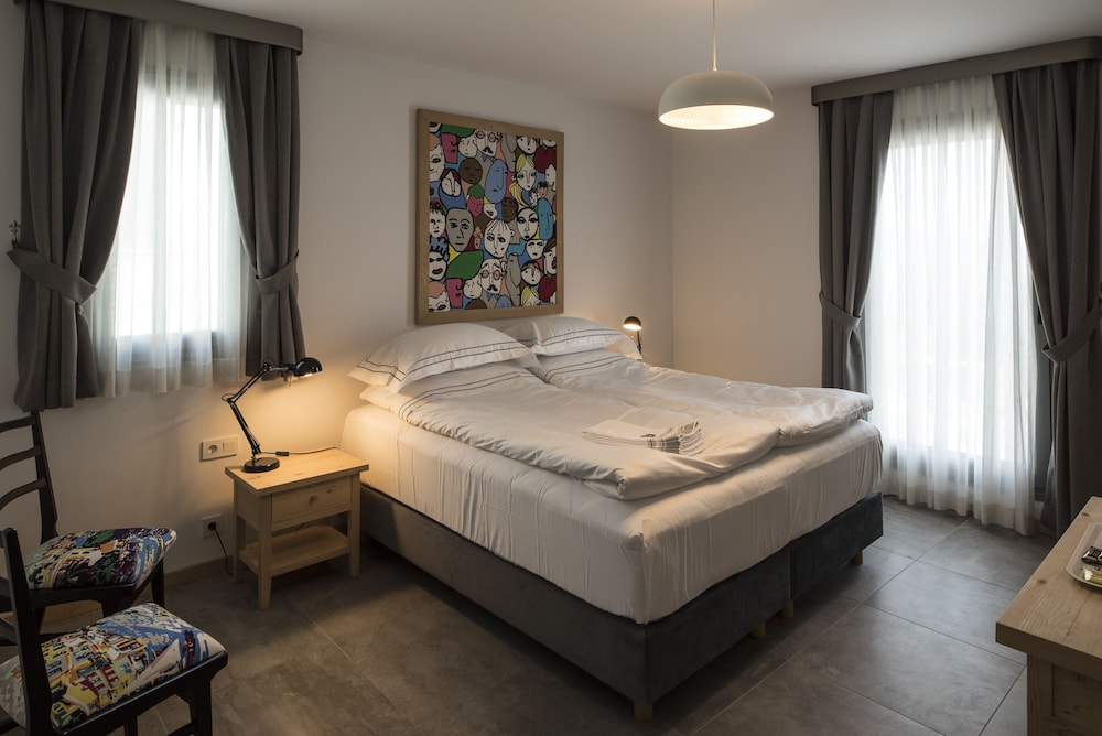 Comfort Double or Twin Room +1