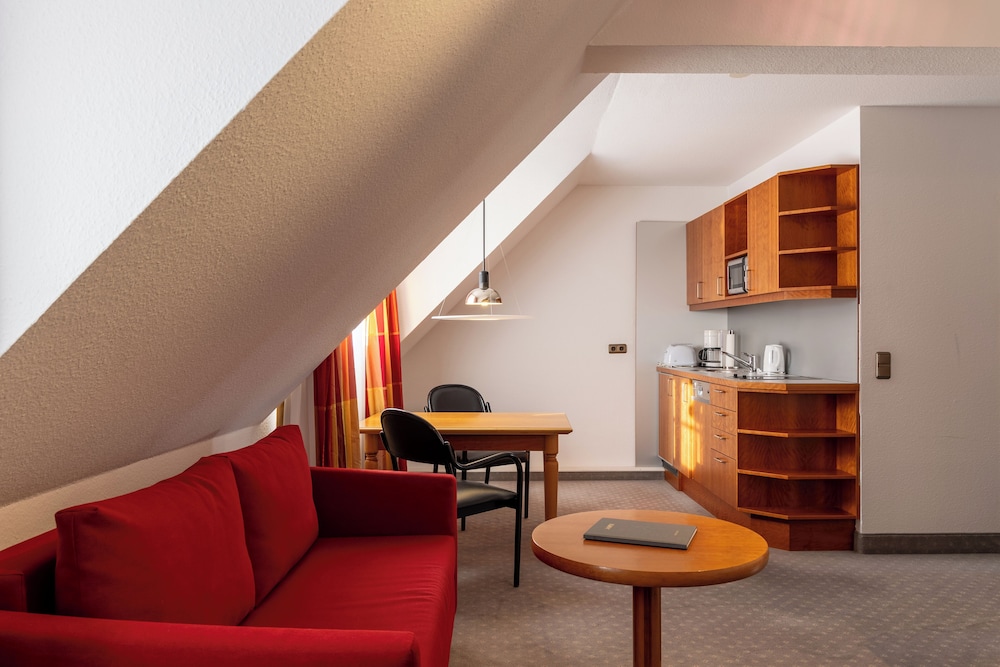 Apartment photo 2