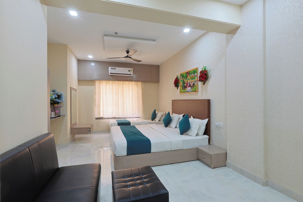Deluxe Quadruple Room