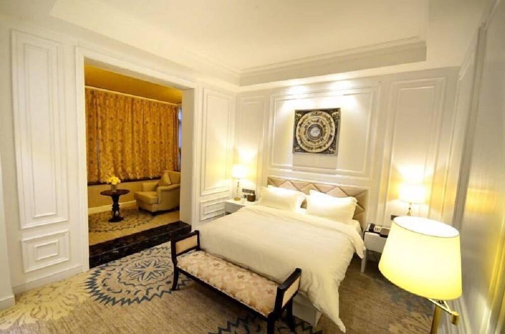 Exclusive Suite photo 2