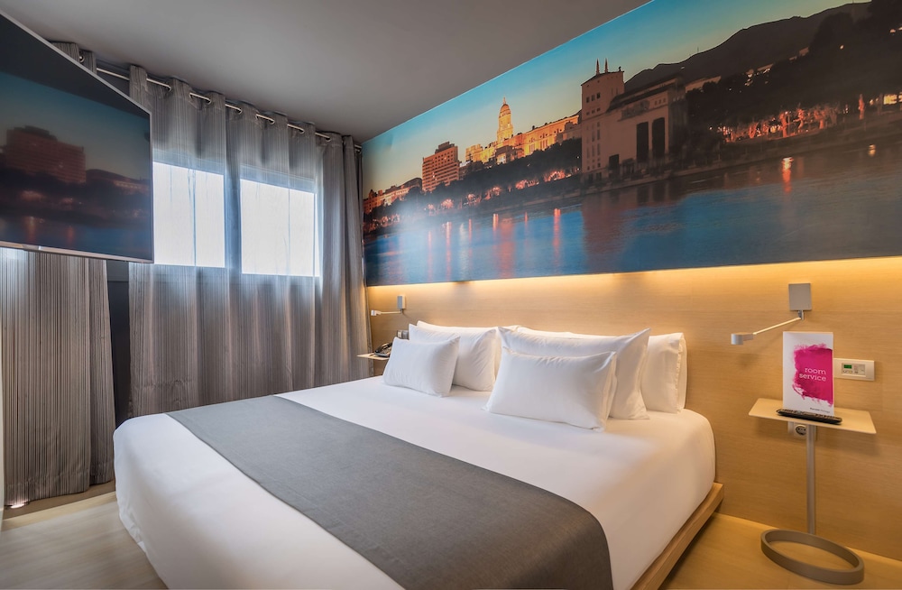 Junior Suite (2 Adults + 1 Child) photo 2