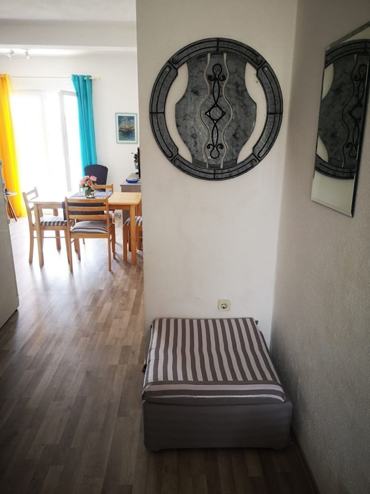 Apartment (Jadranko - 150 m from sea - A1(2+1)) photo 1