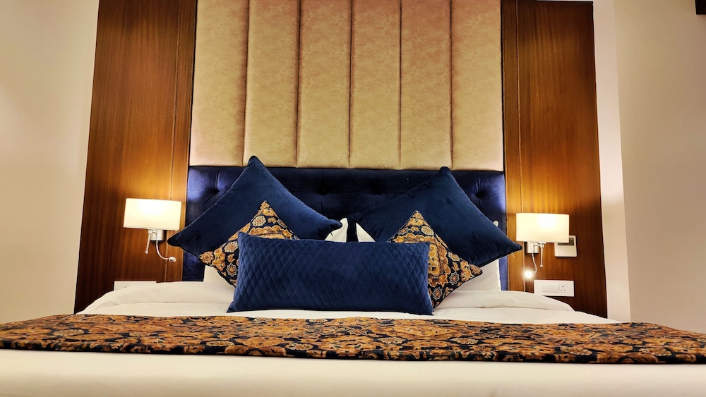 Executive Studio Suite - Photo 8