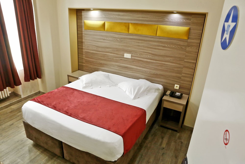 Standard Triple Room - Photo 5