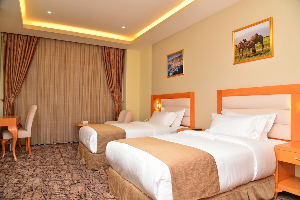 Standard Twin Room - Photo 3