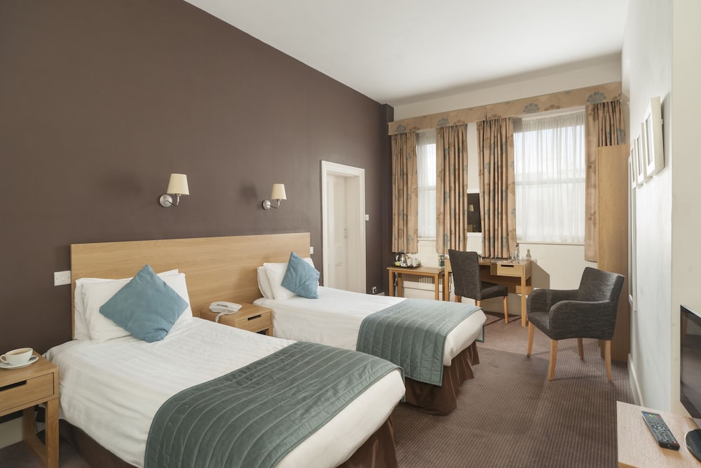Standard Twin Room - Photo 4
