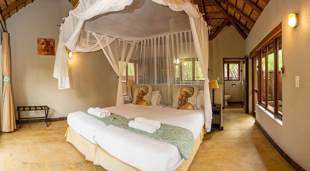 Private Deluxe Lodge photo 2