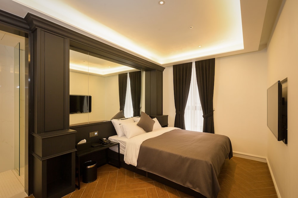 Premier Double Room