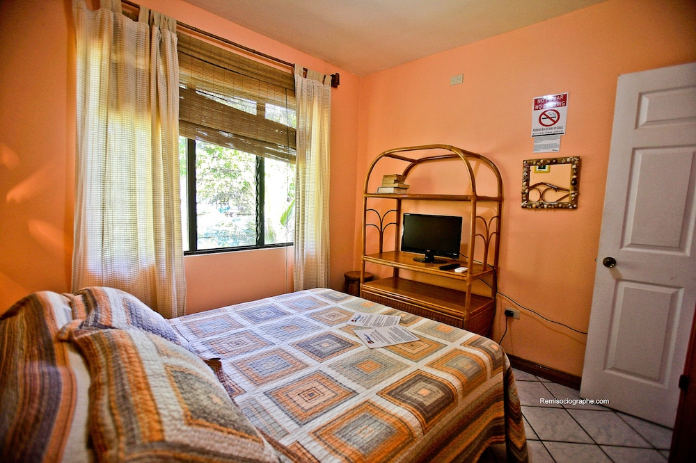 Standard Apartment, 1 Double Bed with Sofa bed photo 2