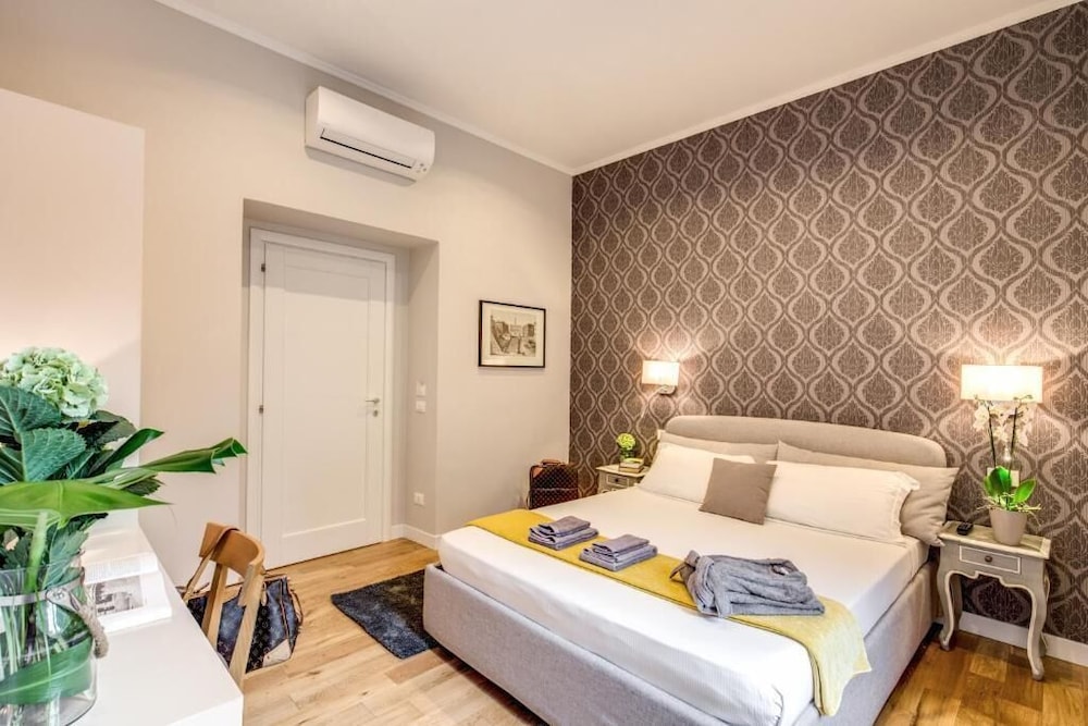 Superior Room, 1 Queen Bed