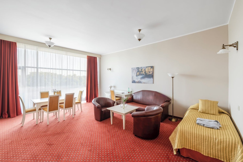Family Apartment, 1 Bedroom - Photo 1