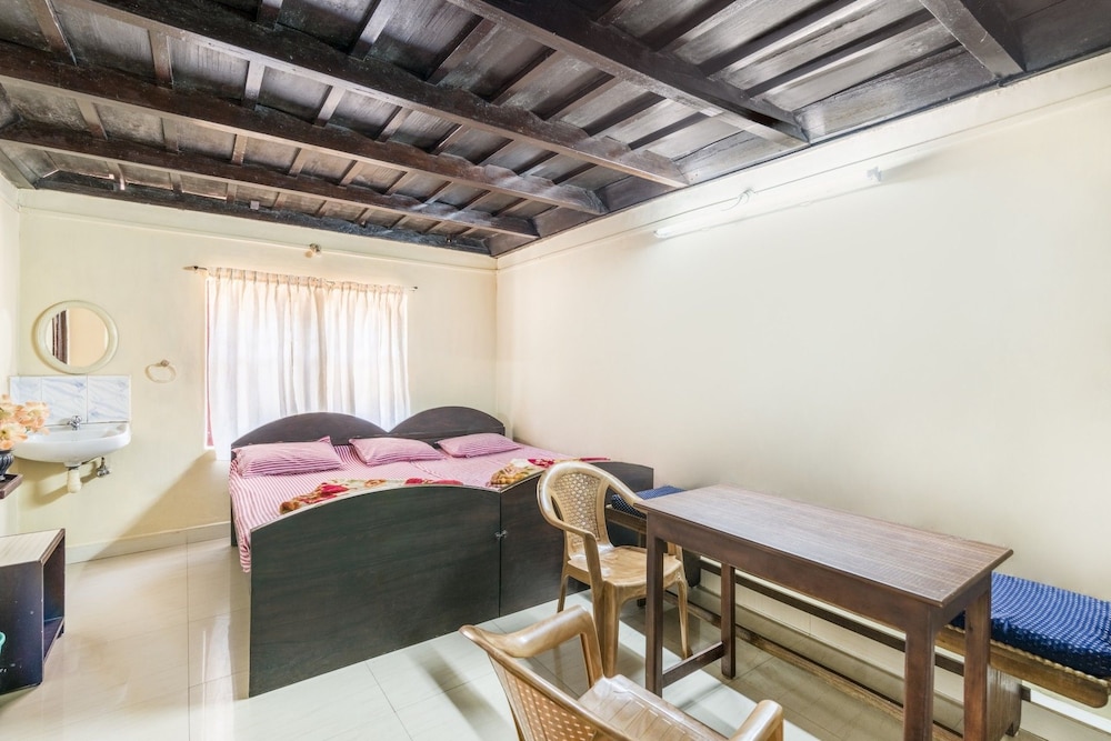 Classic House, 4 Bedrooms photo 1