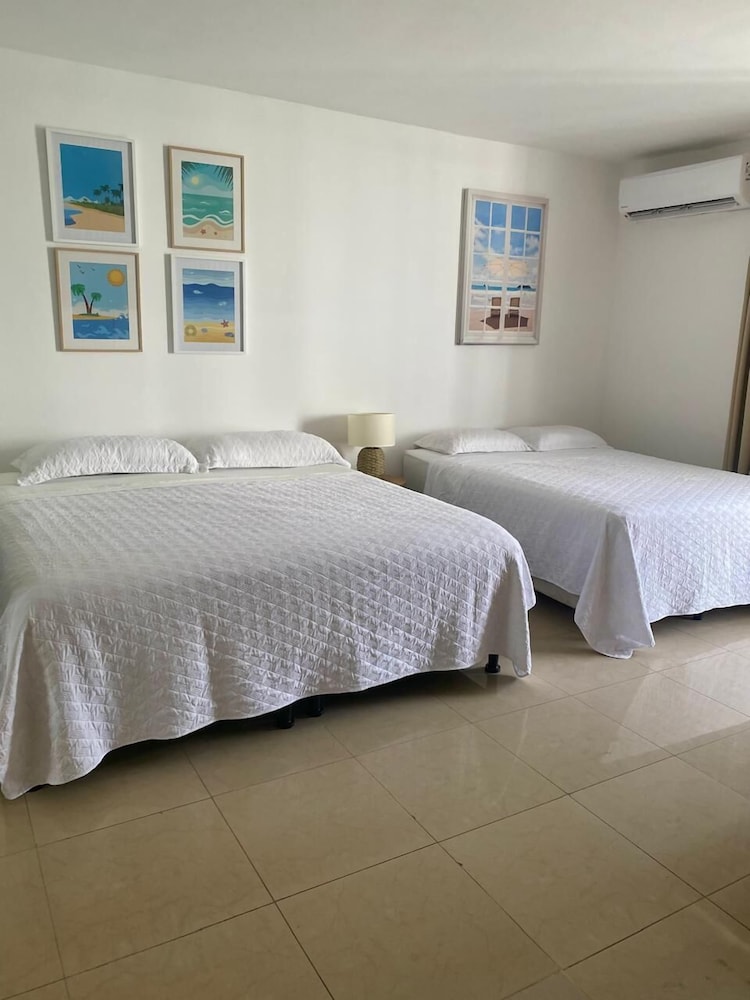 Studio, Multiple Beds, Accessible photo 1
