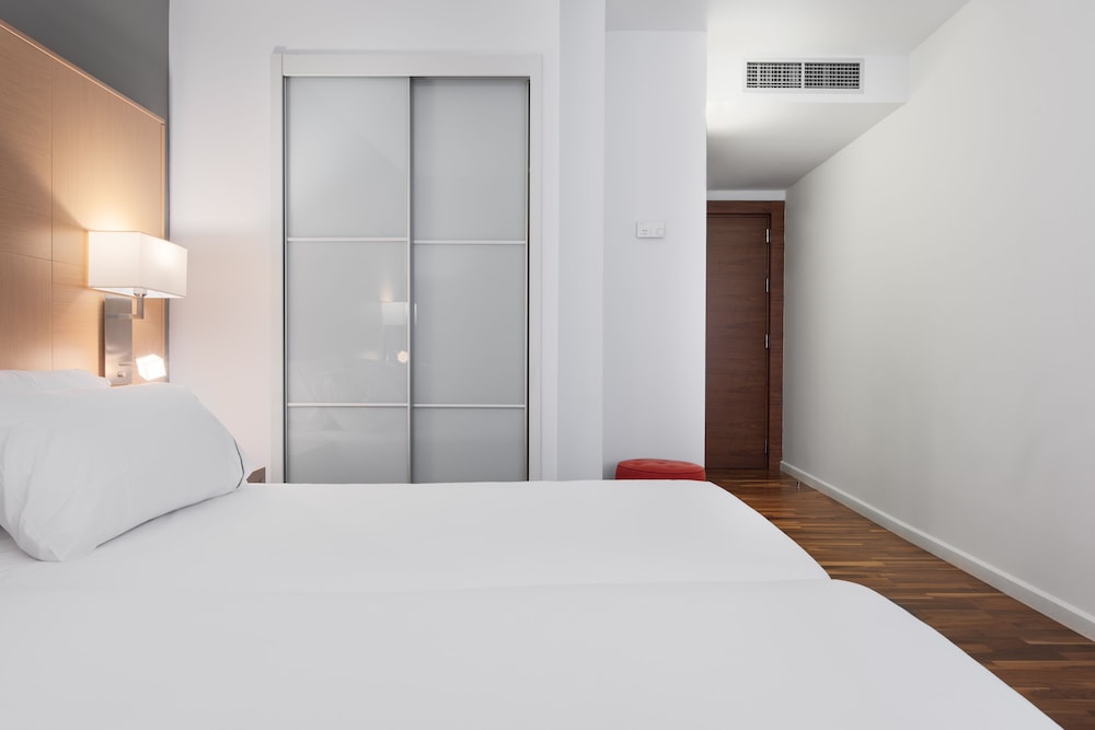 Standard Twin Room photo 2