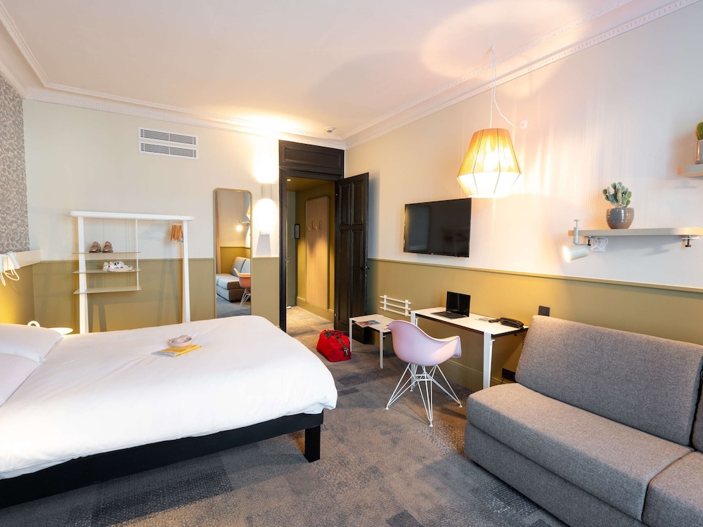 Suite, Multiple Beds - Photo 3