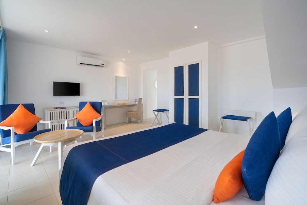 Beach Chalet photo 2