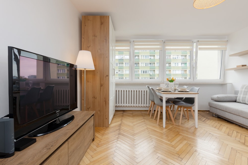 Studio, Kitchen