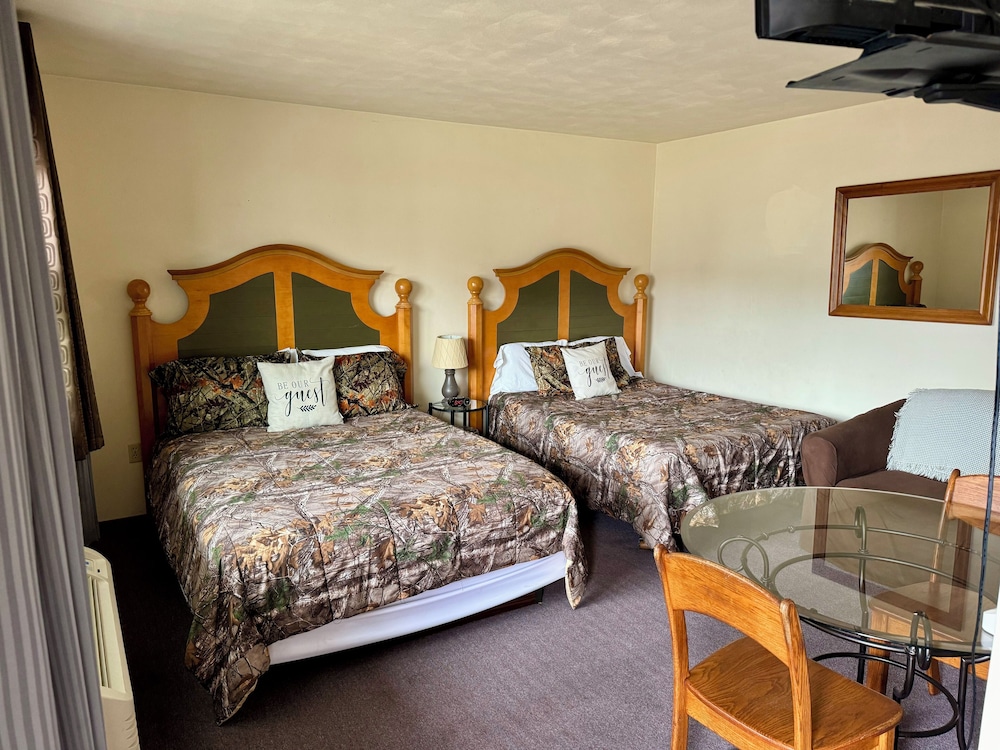 Room, Multiple Beds, Non Smoking photo 1
