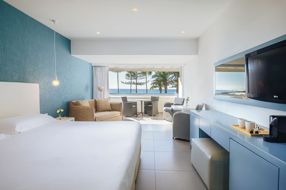 Superior Sea View - Photo 1