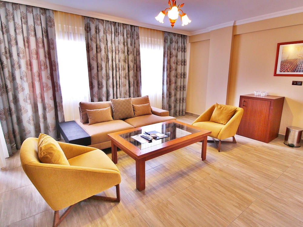 Apartment - Photo 12