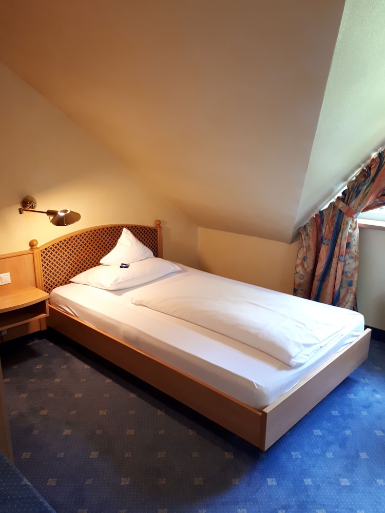 Economy Single Room, Annex Building (100m from main building)