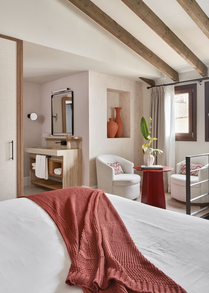 Preferential Duplex Room photo 2