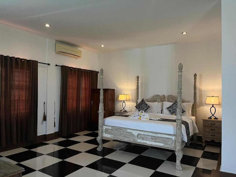 Classic Villa, Non Smoking, Pool View