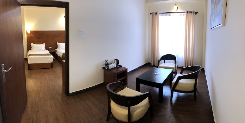 Standard Triple Room, Multiple Beds photo 3