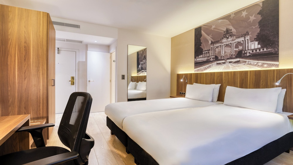 Standard Room, 2 Twin Beds - Photo 3