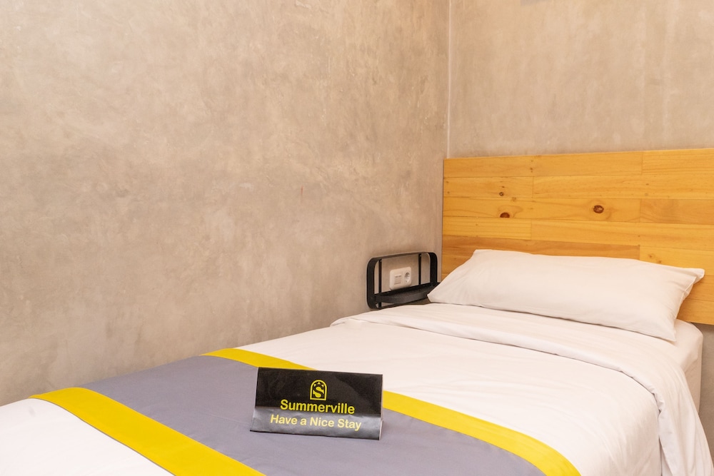 Deluxe Twin Room - Photo 15