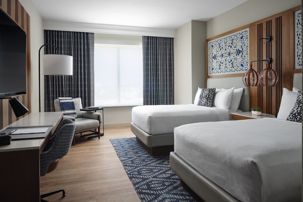 Room, 2 Double Beds - Photo 1