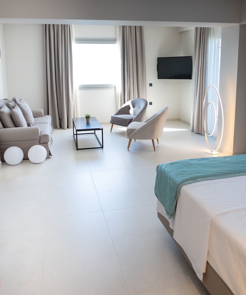 Suite, Sea View - Photo 10