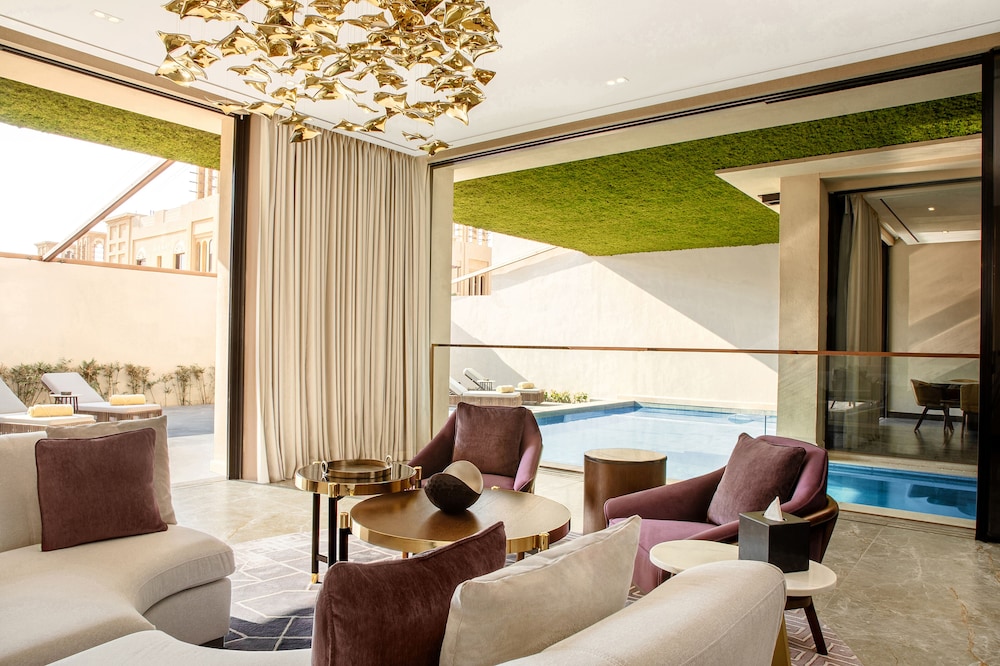 The Biltmore Royal Villa, 5 Bedroom, with Private Pool, Private Cinema and Butler Service thumbnail 5