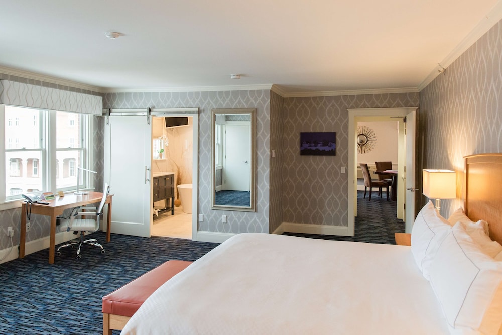 Premium Suite, 1 Bedroom photo 2