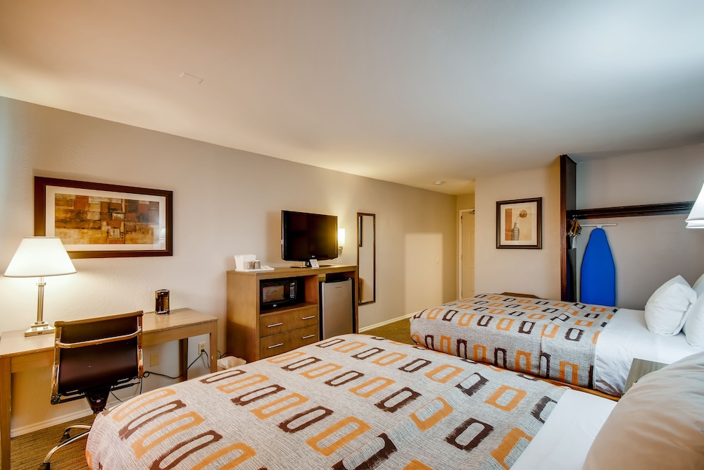 Deluxe Double Room, 2 Queen Beds