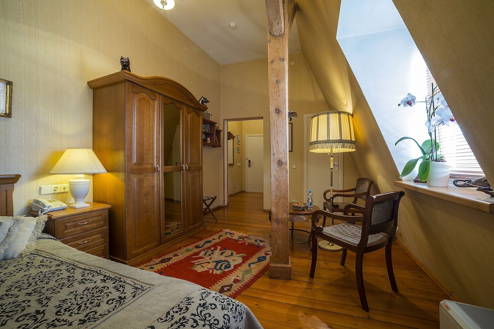 Superior Double Room - Photo 10